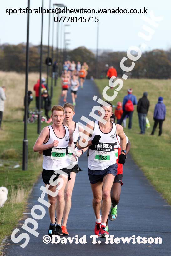 Senior men and women, 2016 Heaton Memerial 10k Road Race. Photo: David T. Hewitson/Sports for All Pics